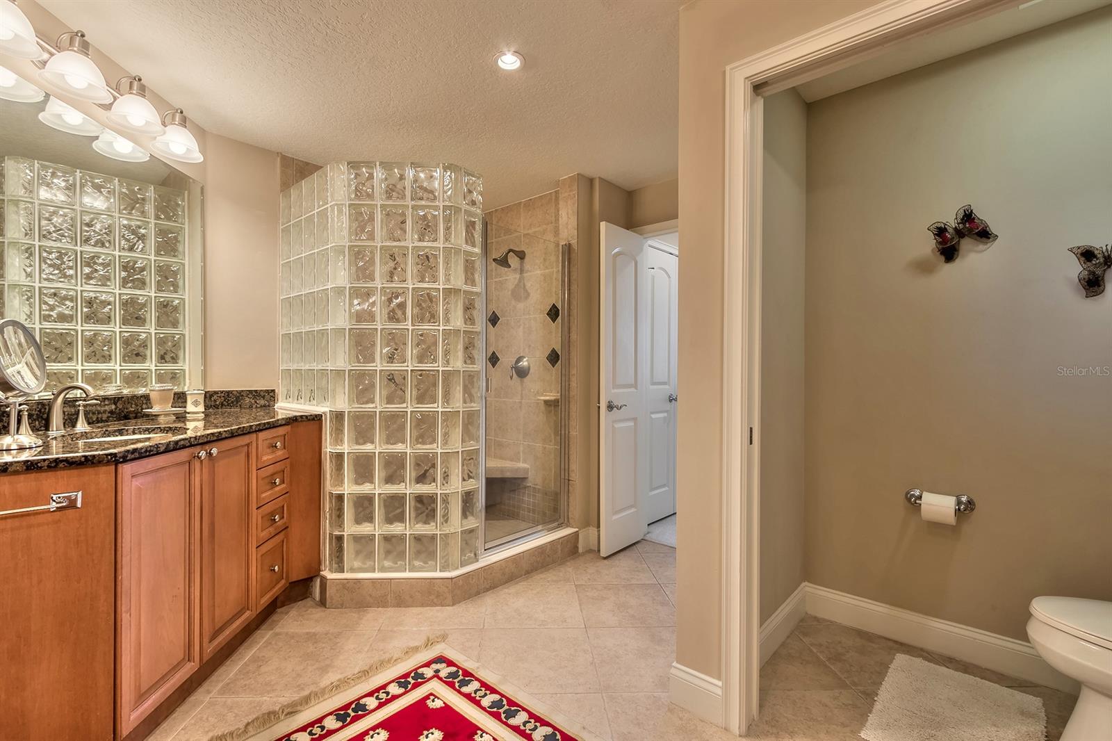 Bella Vista Condo - Residential