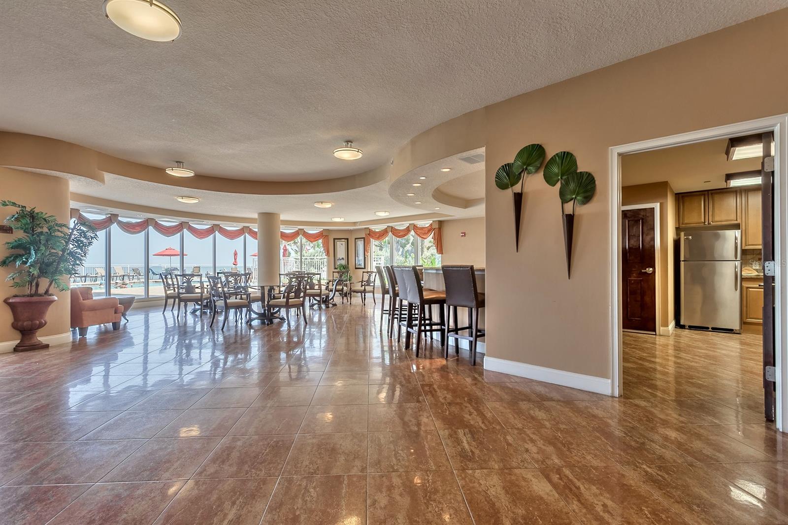 Bella Vista Condo - Residential