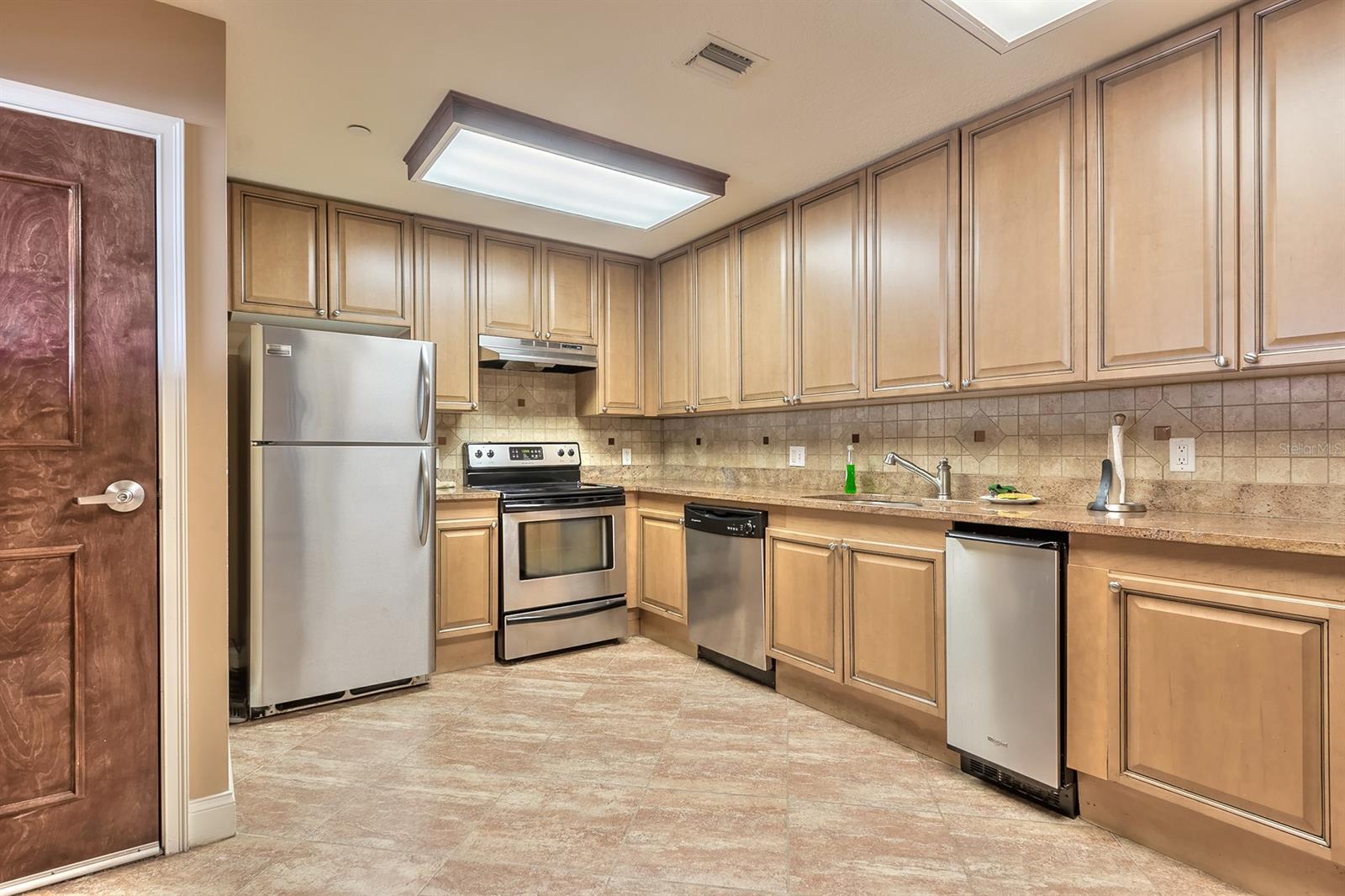 Bella Vista Condo - Residential