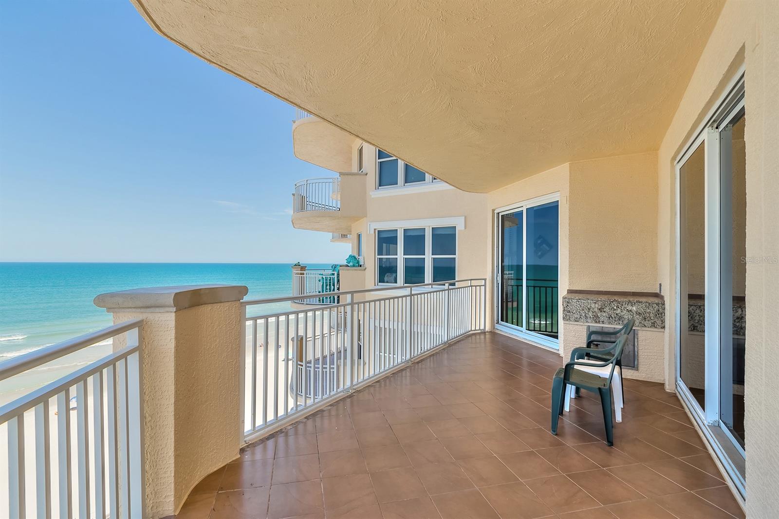 Bella Vista Condo - Residential