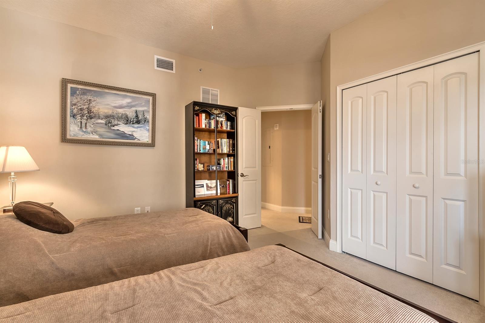 Bella Vista Condo - Residential