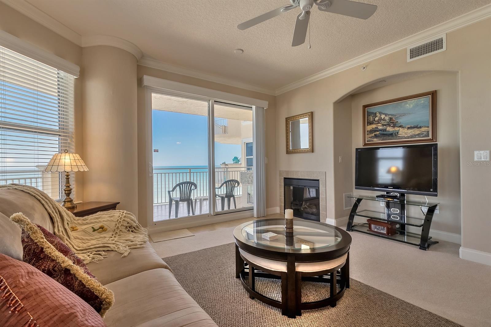 Bella Vista Condo - Residential