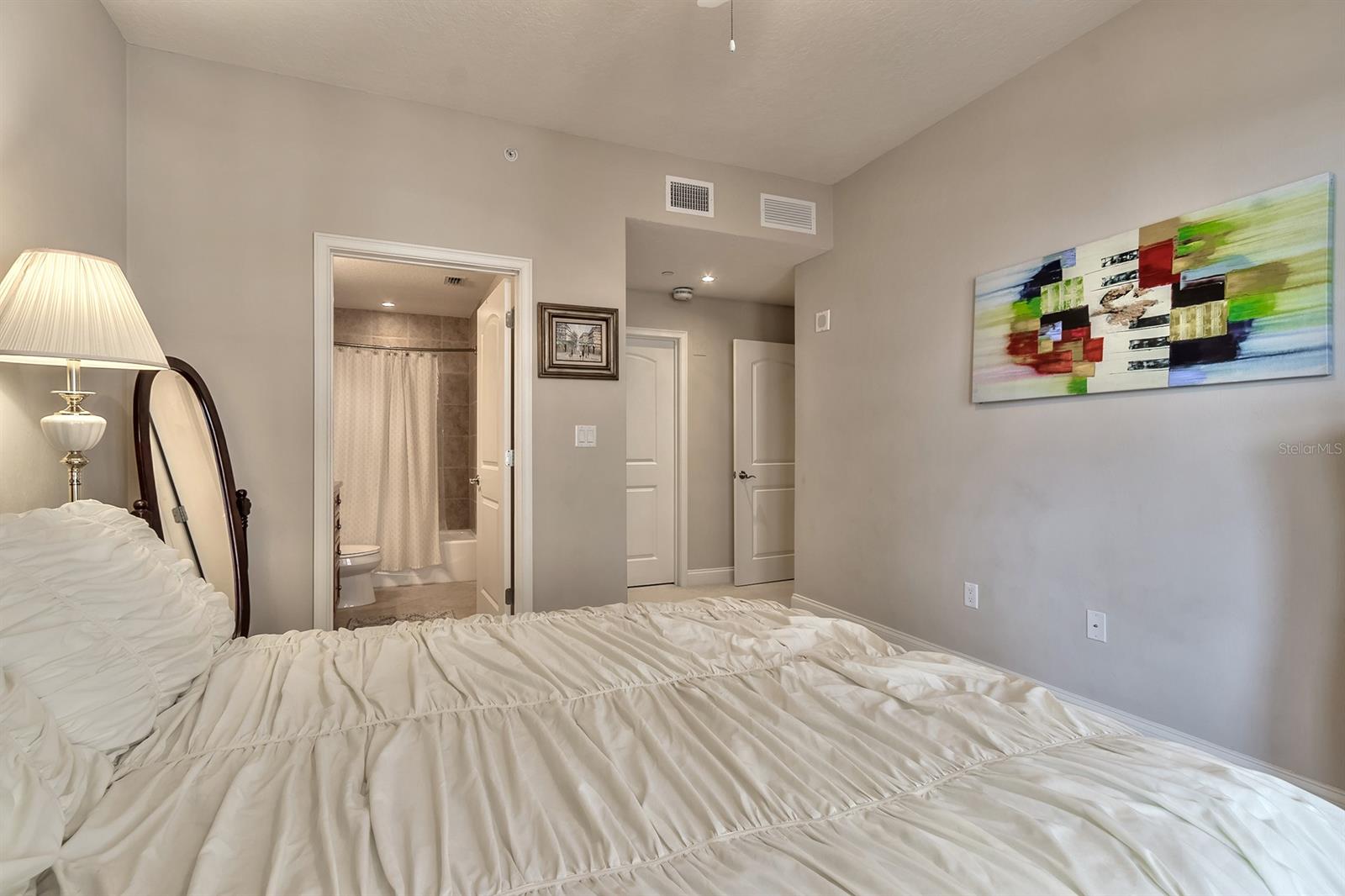 Bella Vista Condo - Residential