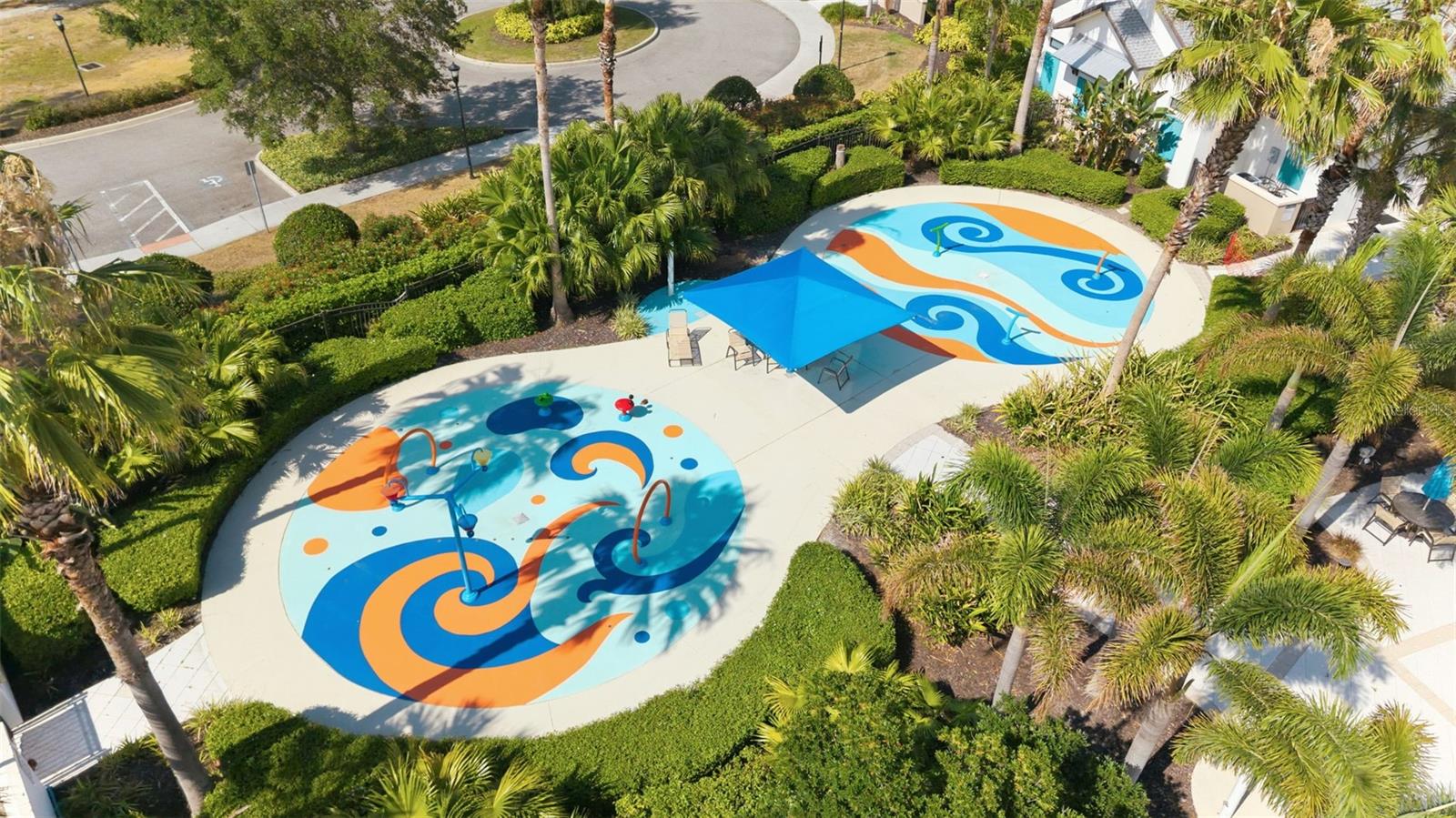 LUCAYA LAKE CLUB PH 4C - Residential