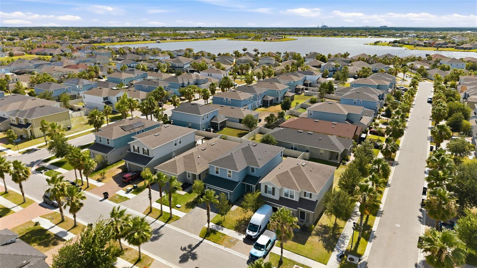 LUCAYA LAKE CLUB PH 4C - Residential