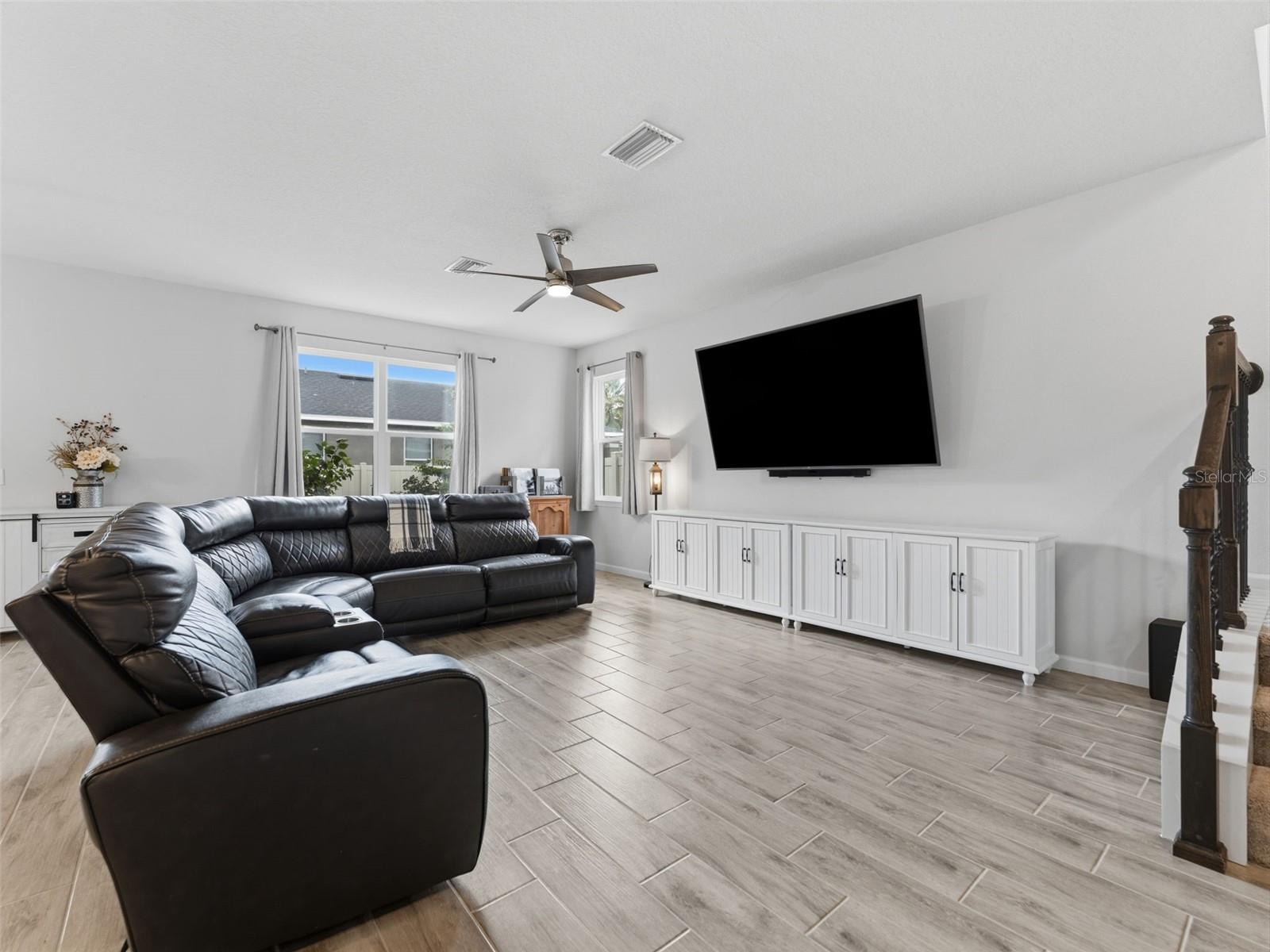 LUCAYA LAKE CLUB PH 4C - Residential