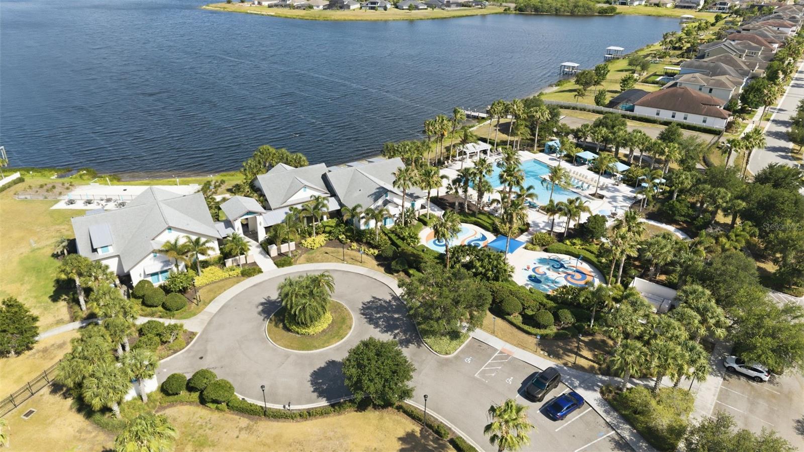 LUCAYA LAKE CLUB PH 4C - Residential