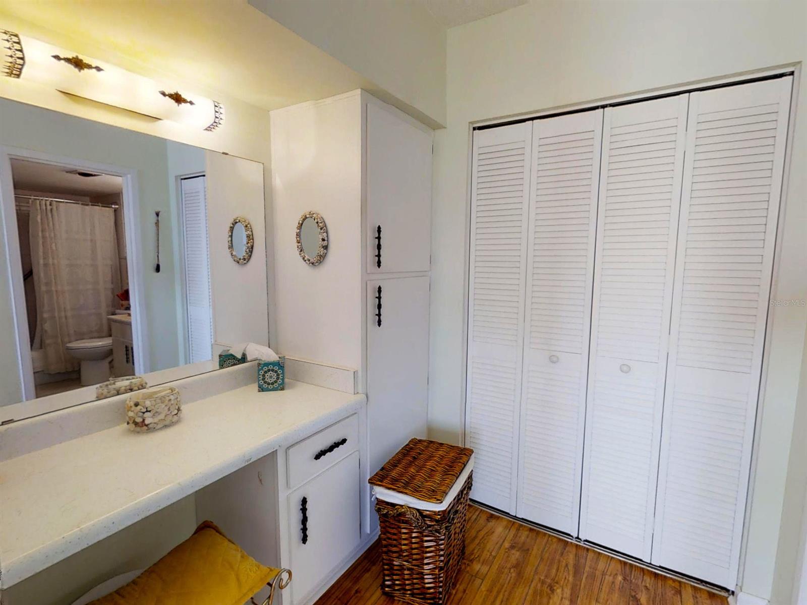 Golden Arms - Residential