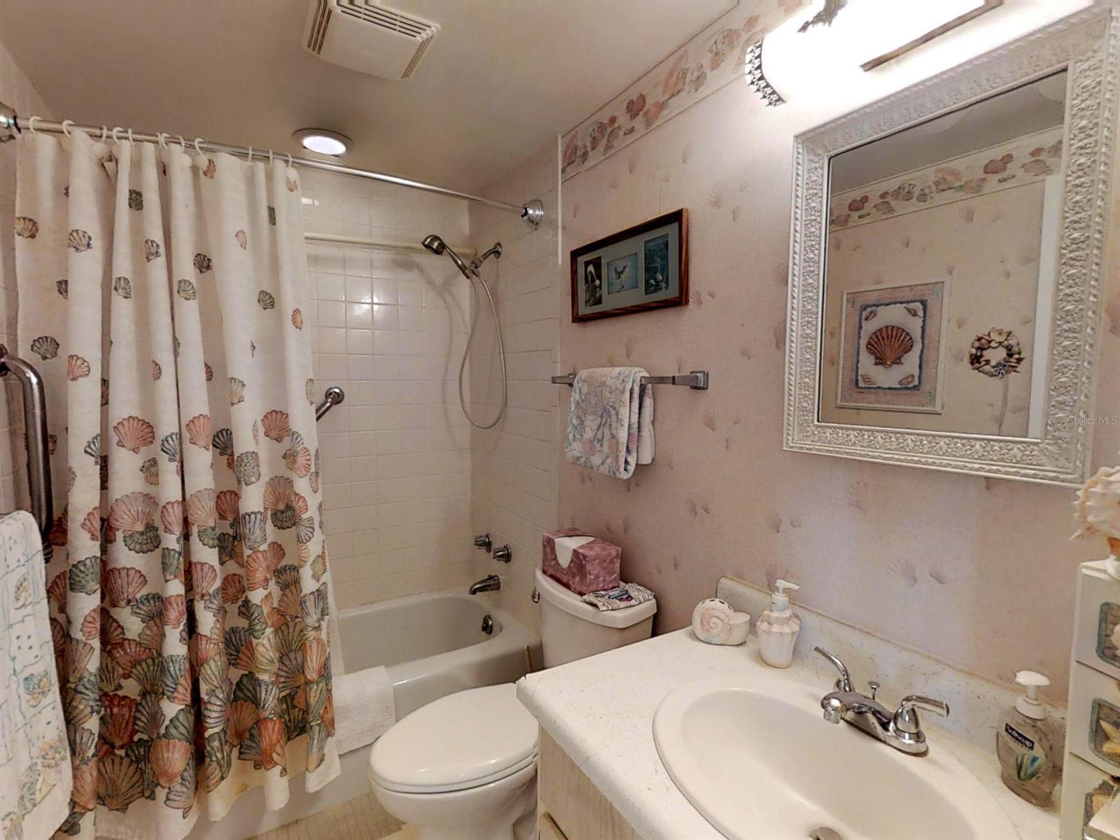 Golden Arms - Residential