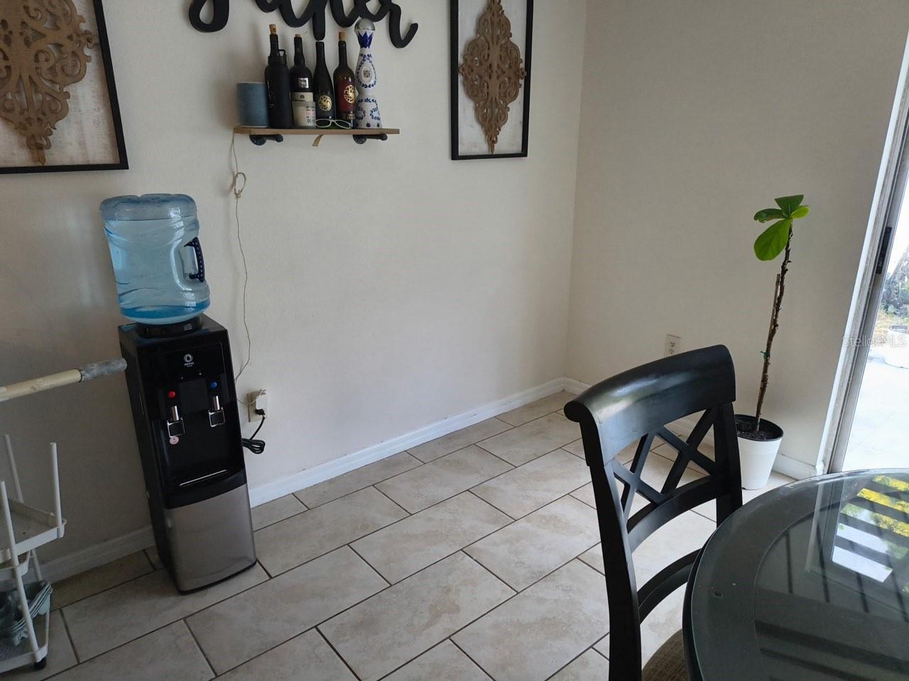 1006 BUTTERCUP DRIVE