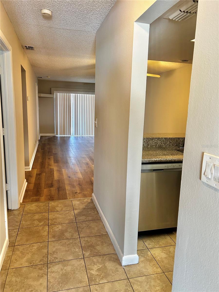 2078 SUNSET GROVE LANE