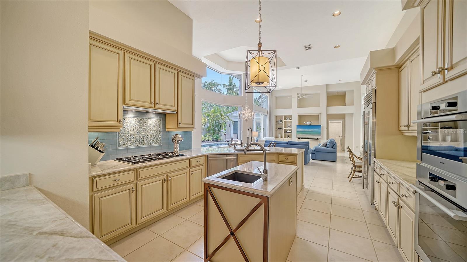 QUEENS HARBOUR - Residential