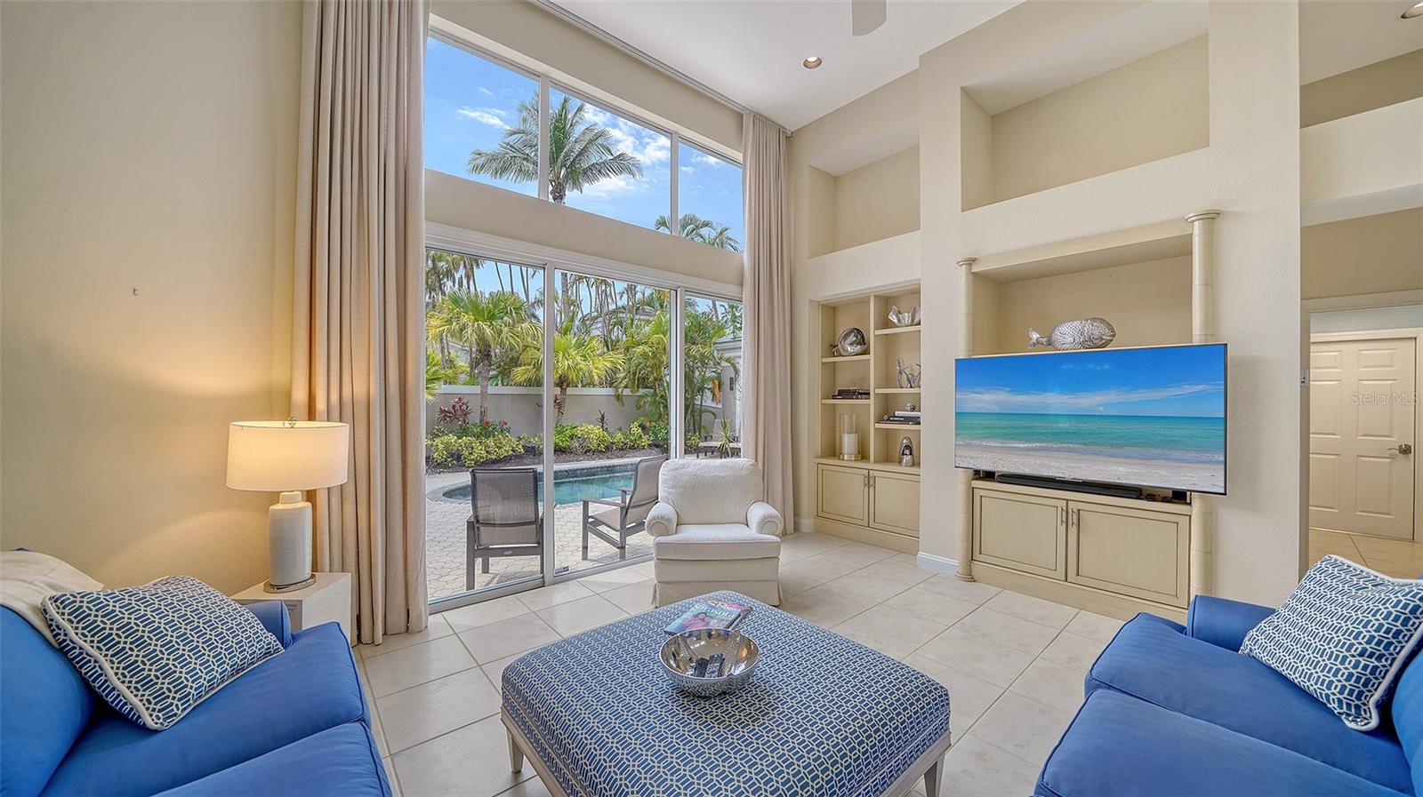 QUEENS HARBOUR - Residential