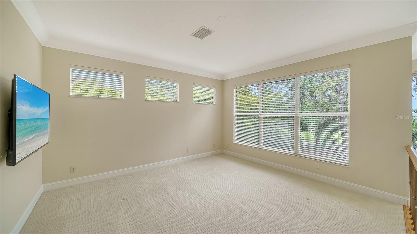 QUEENS HARBOUR - Residential