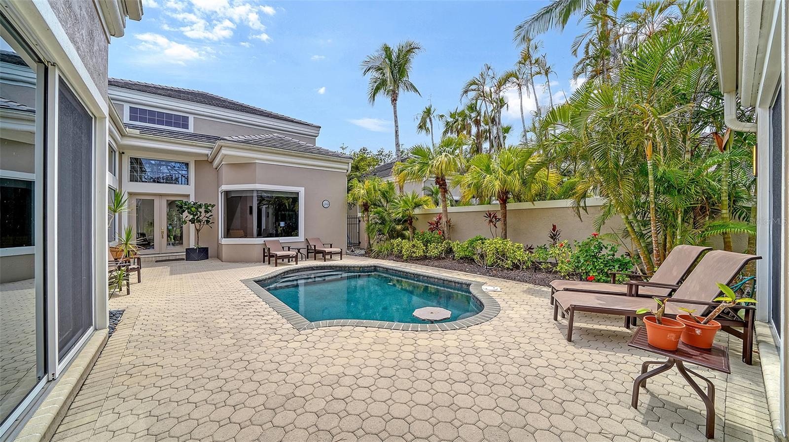 3521 FAIR OAKS LANE