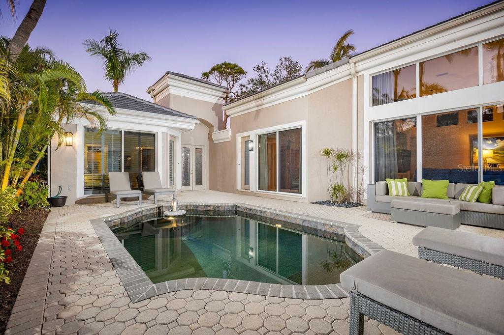 QUEENS HARBOUR - Residential