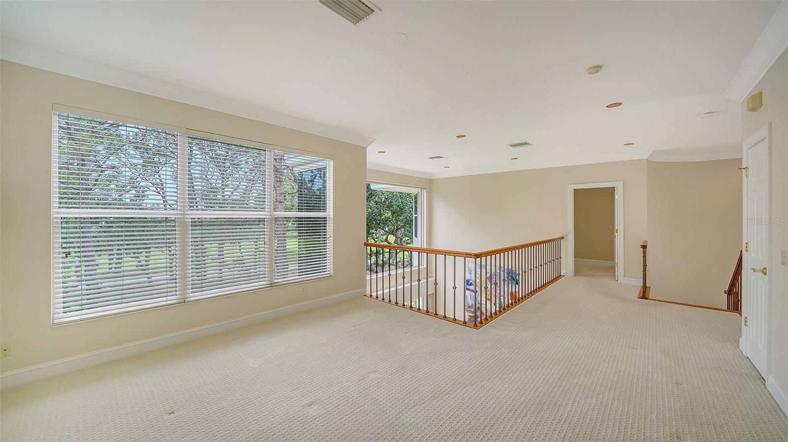 QUEENS HARBOUR - Residential