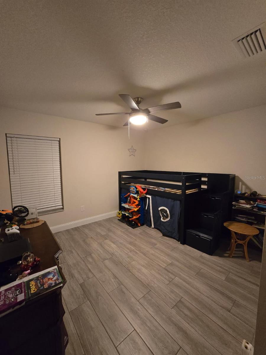 SILVER SPGS SHORES - Residential