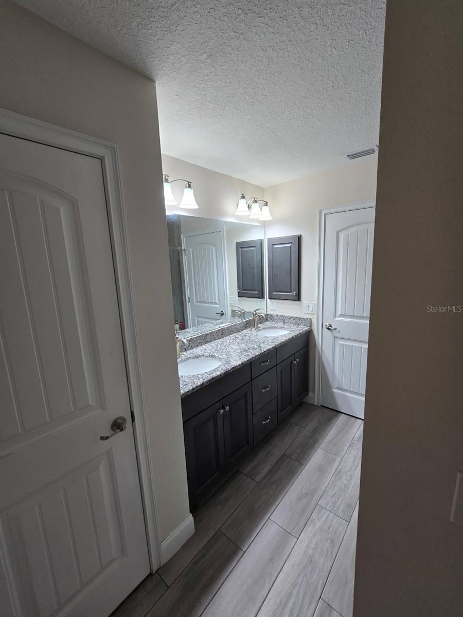 SILVER SPGS SHORES - Residential