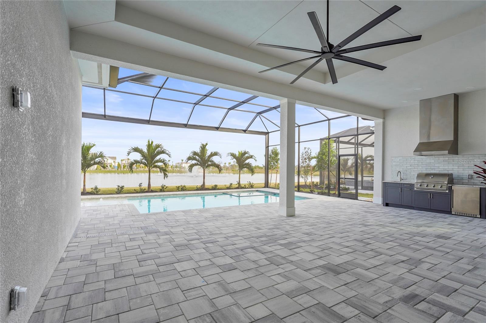 8328 SEA GLASS COURT