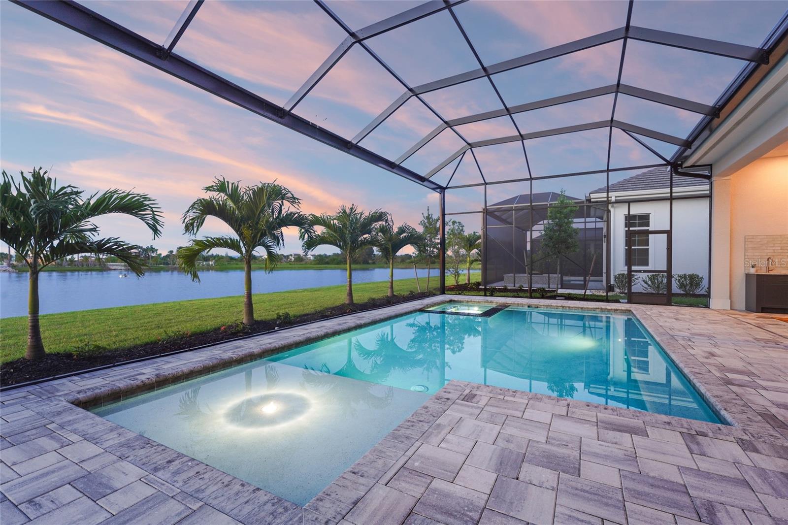 8328 SEA GLASS COURT