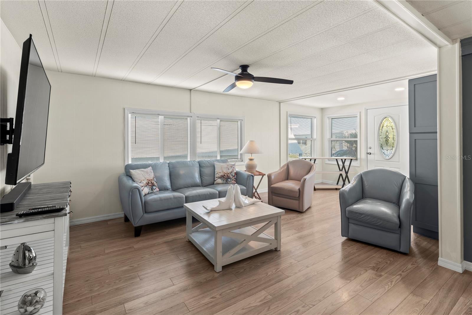 HARBOR LIGHTS MOBILE HOME PARK - Residential