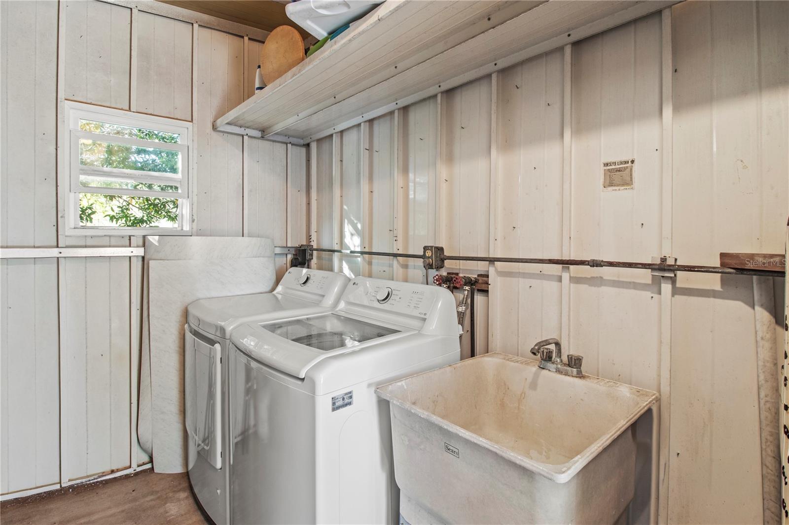 HARBOR LIGHTS MOBILE HOME PARK - Residential