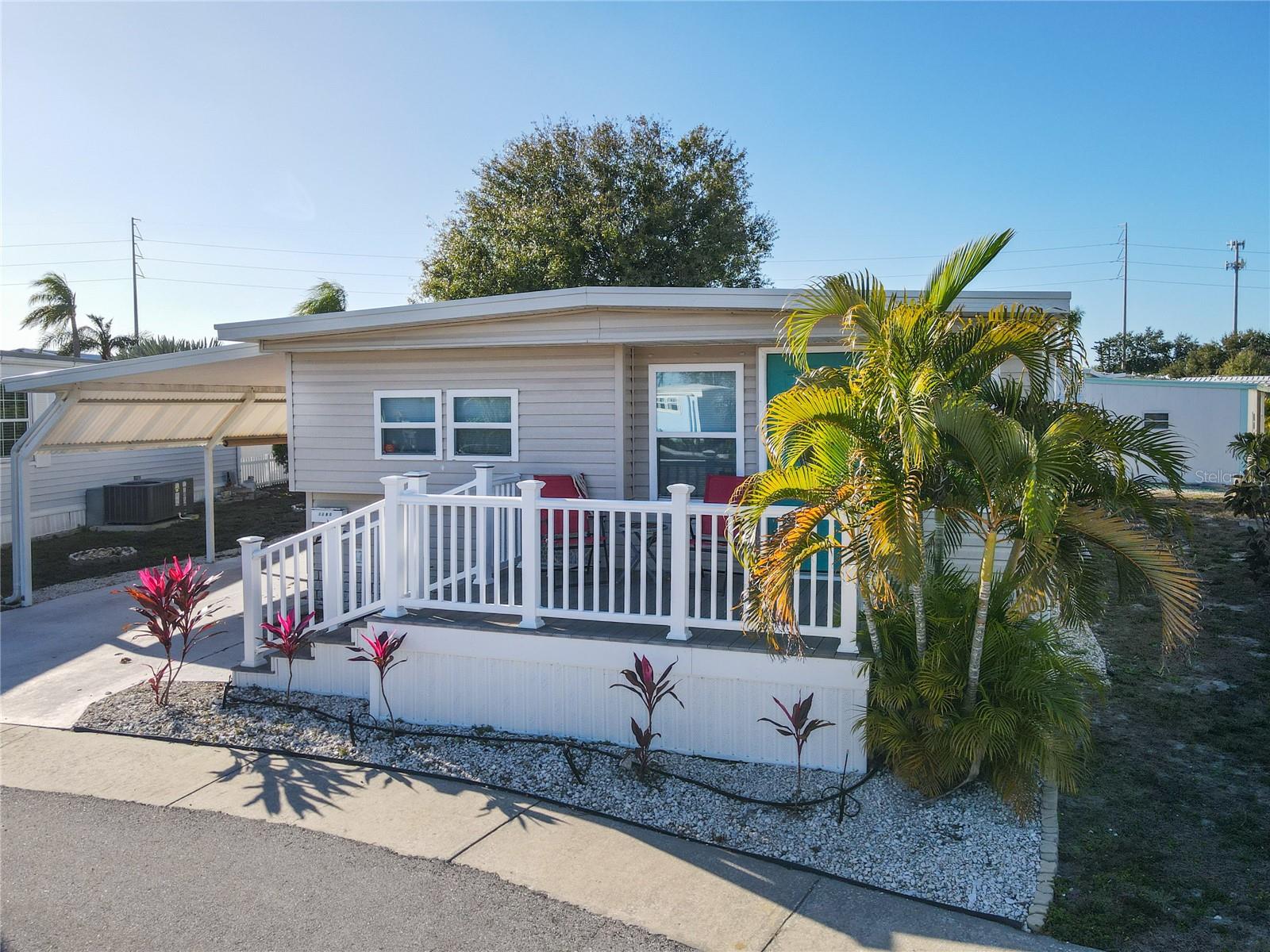 HARBOR LIGHTS MOBILE HOME PARK - Residential