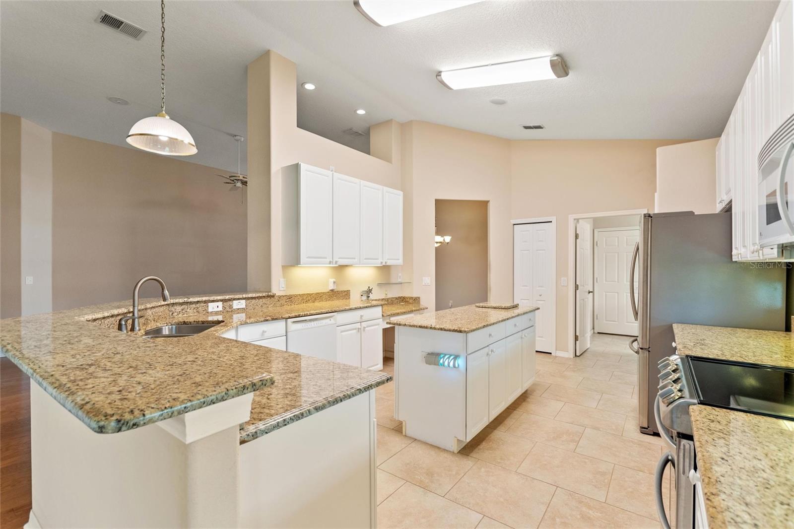 RIDGEWOOD LAKES VILLAGE 04B - Residential