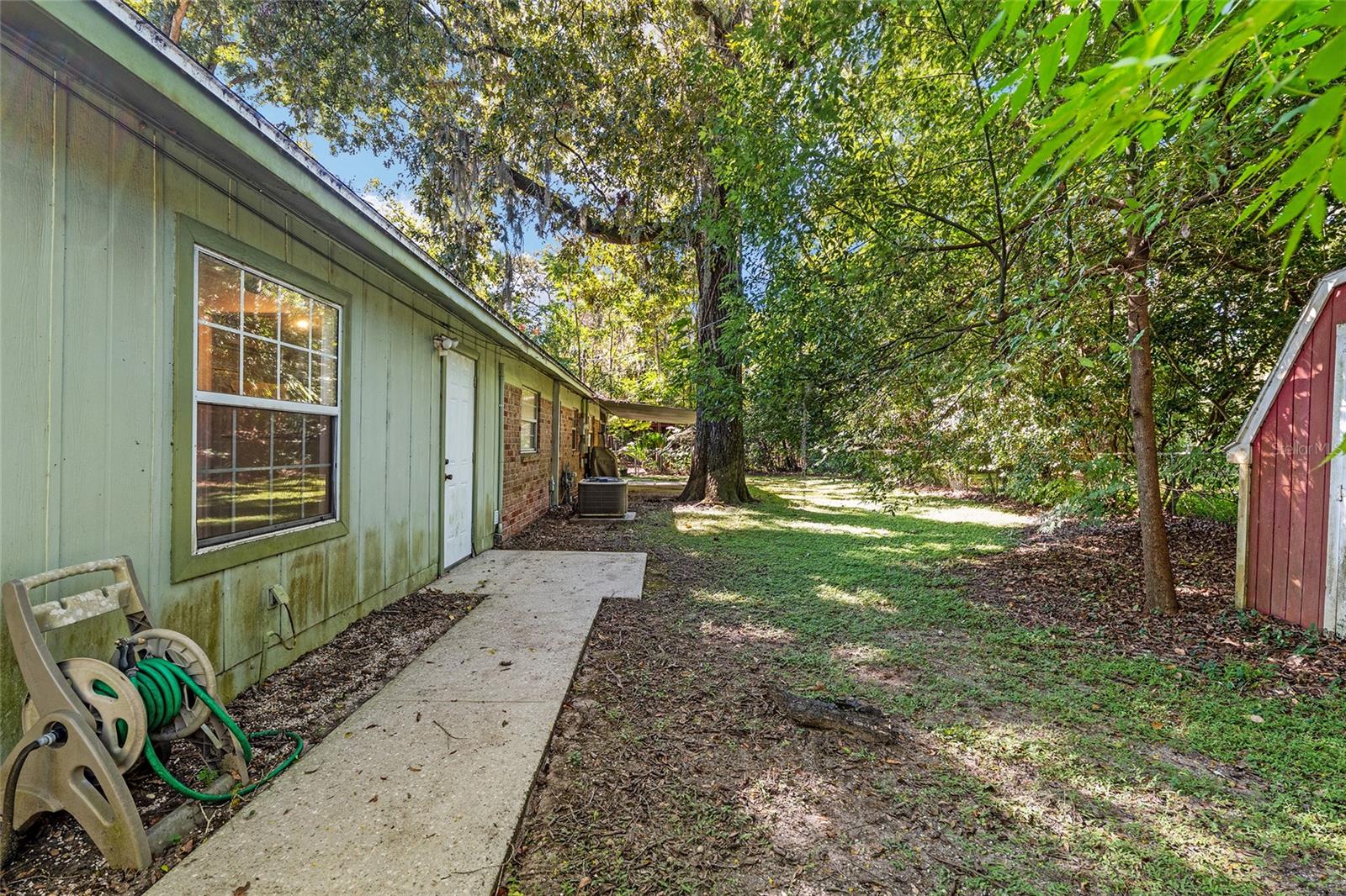 WOODLAND TERRACE - Residential