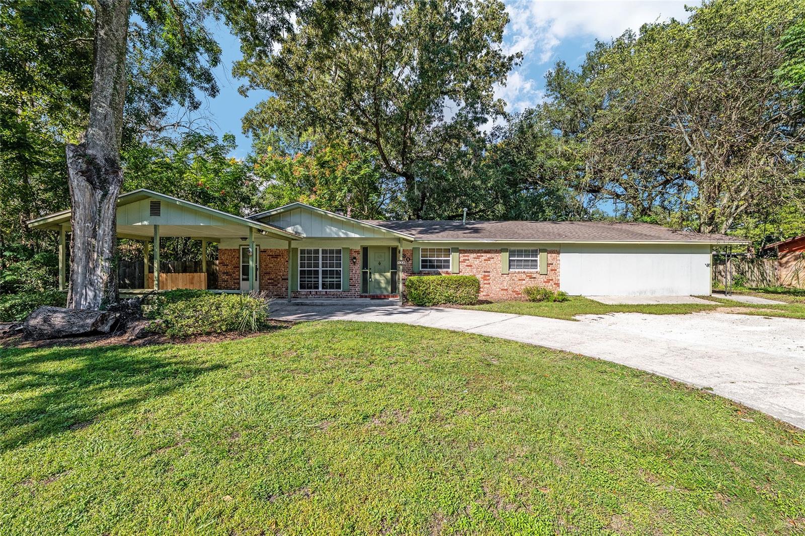 WOODLAND TERRACE - Residential