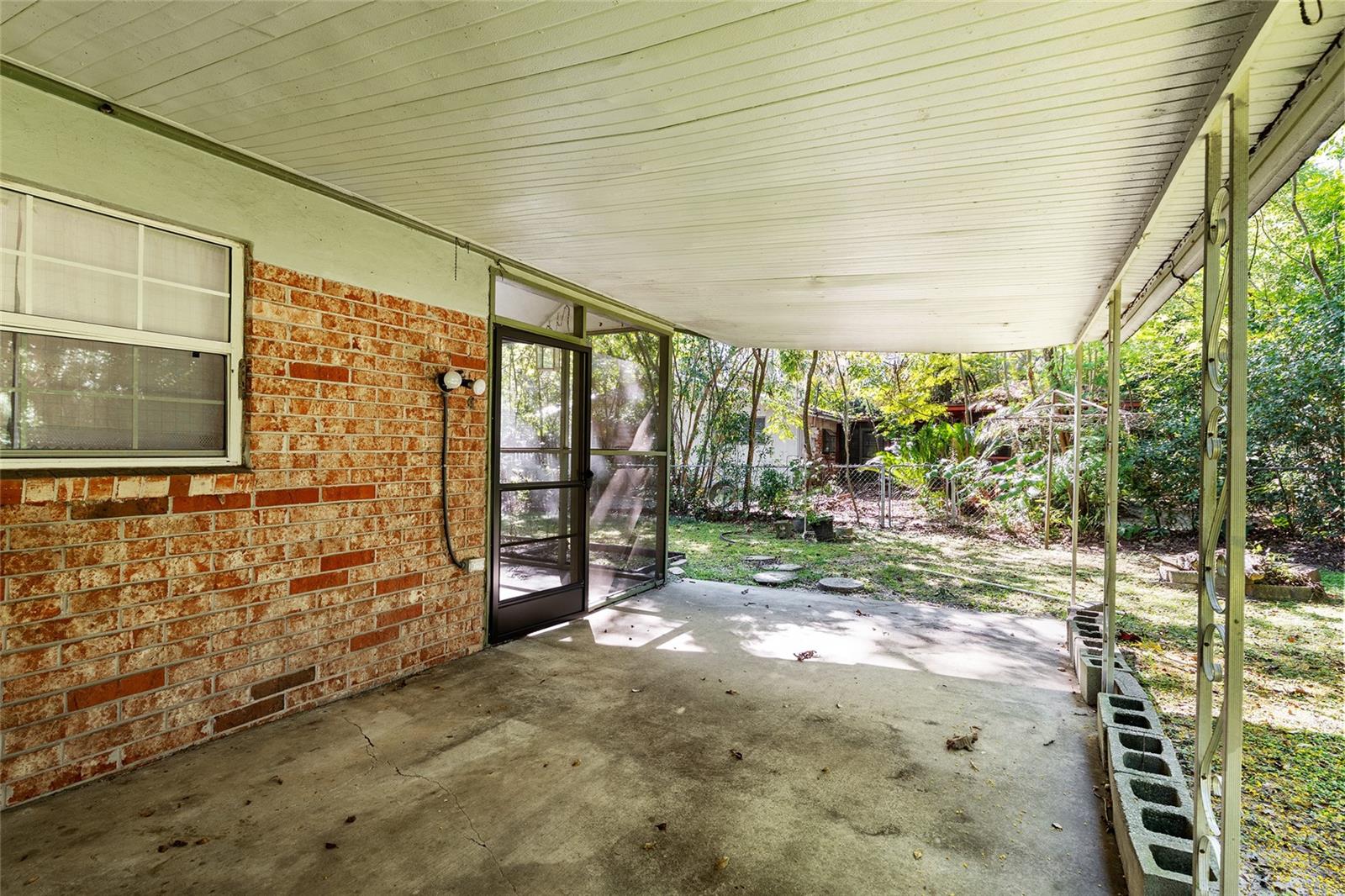 WOODLAND TERRACE - Residential