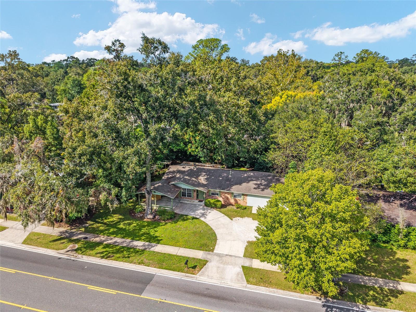 WOODLAND TERRACE - Residential
