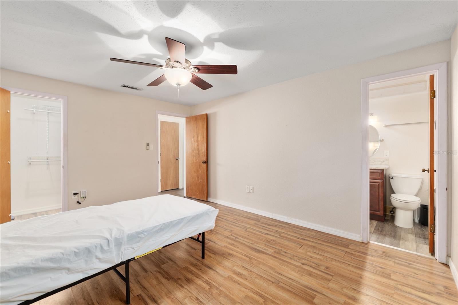 WOODLAND TERRACE - Residential