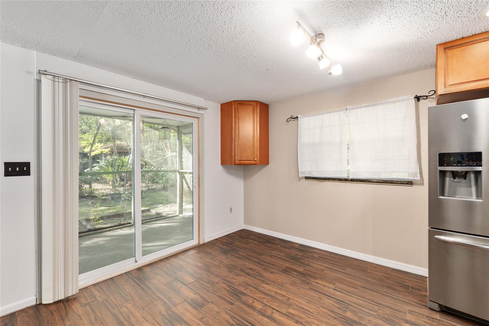 WOODLAND TERRACE - Residential