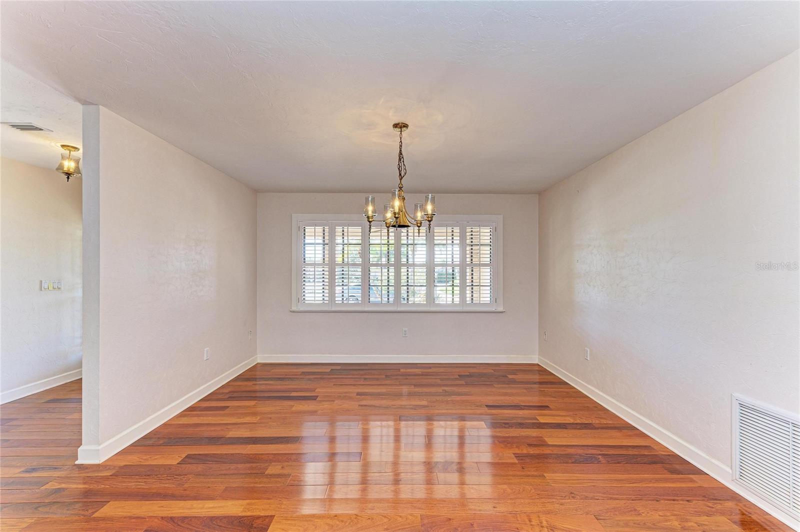 PALM-AIRE AT SARASOTA UNIT 7 PH 2&3 - Residential