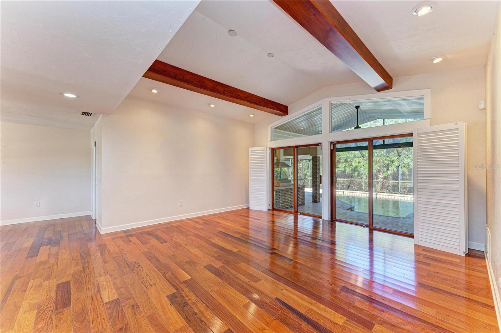 PALM-AIRE AT SARASOTA UNIT 7 PH 2&3 - Residential