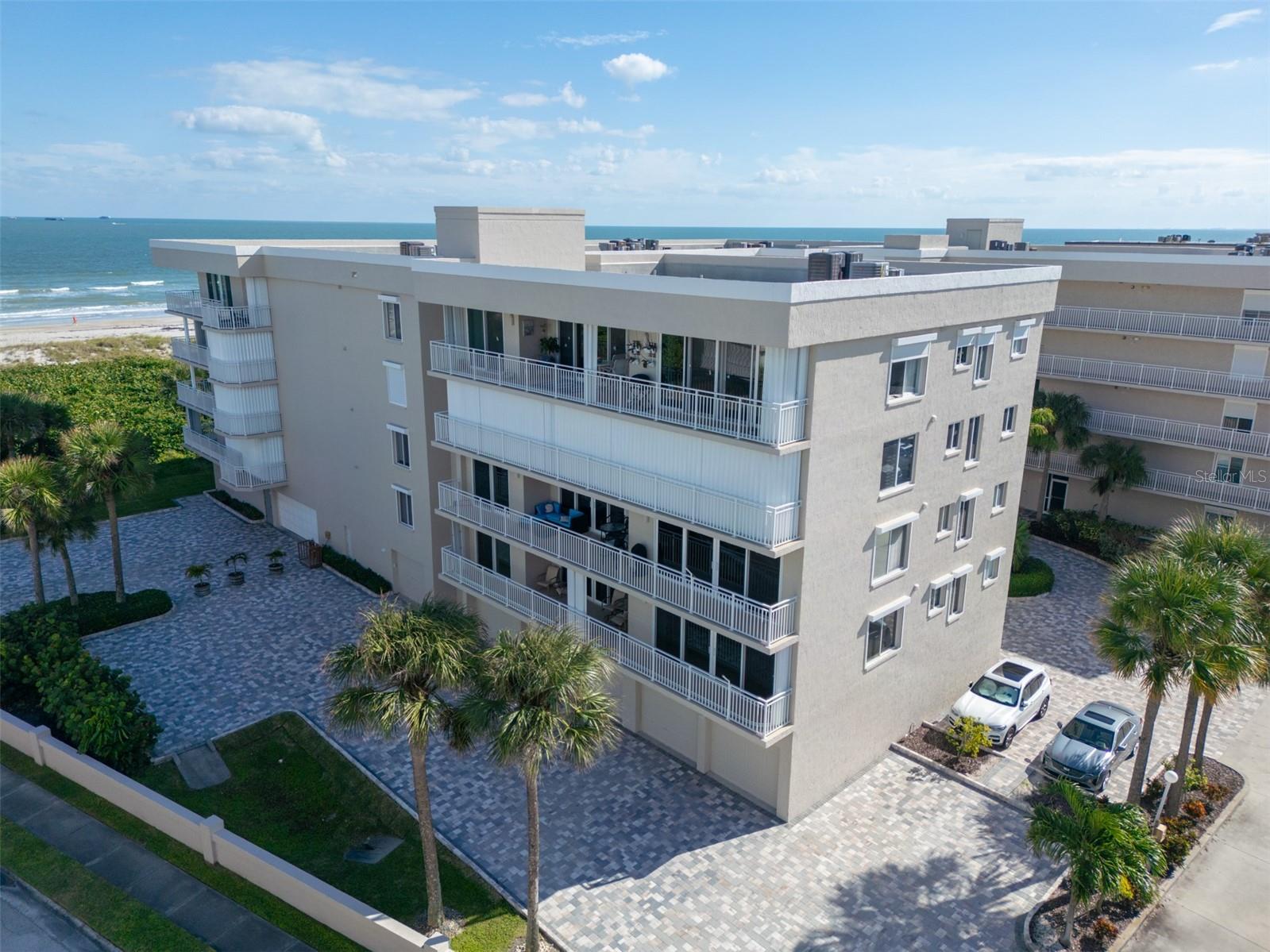 425 BUCHANAN AVENUE 201