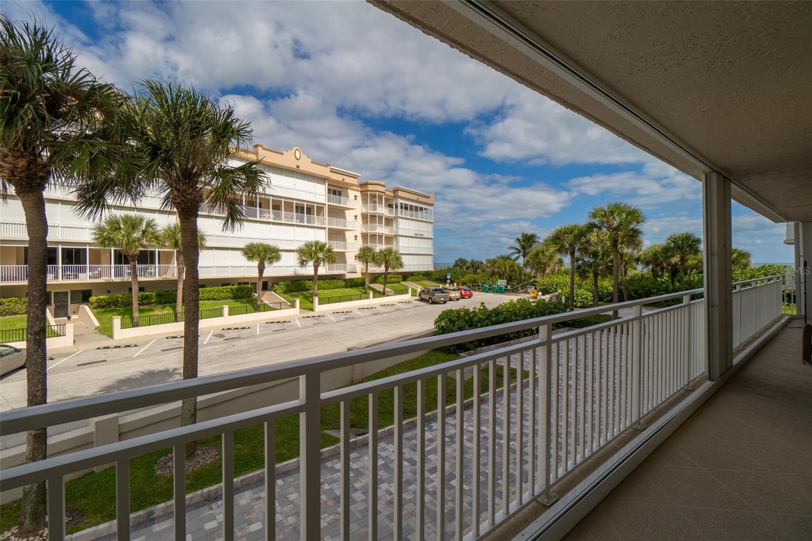 425 BUCHANAN AVENUE 201