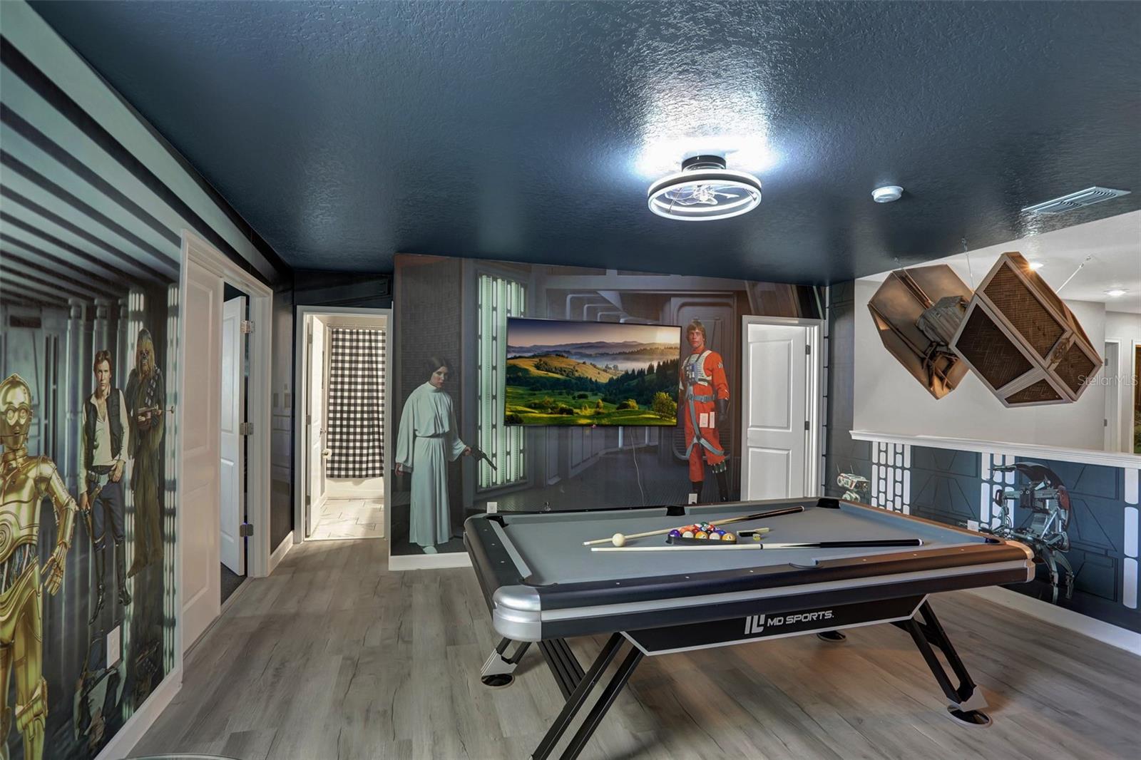 1533 FLANGE DRIVE
