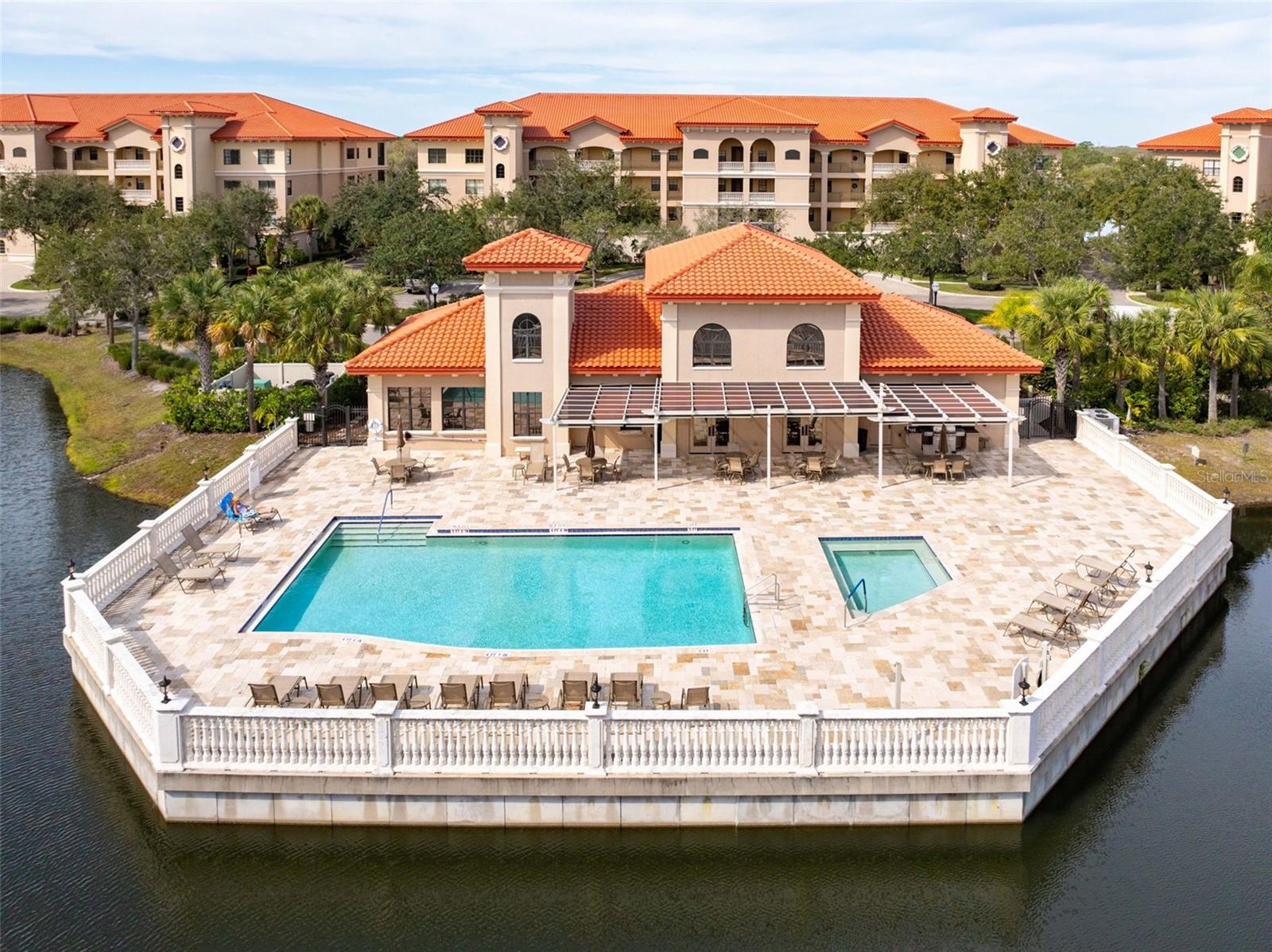 7612 LAKE VISTA COURT 405