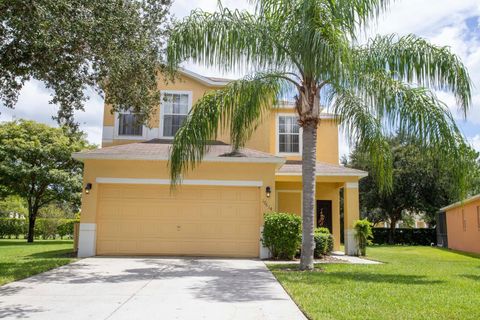 Photo of 17614 Woodcrest Way, Clermont, FL 34714 (MLS # O6399649)