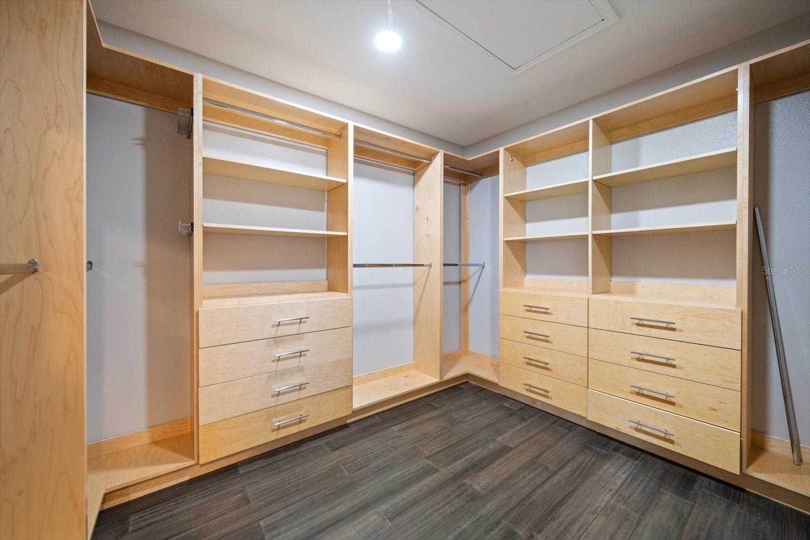 HARBOR HOMES PH ONE - Residential