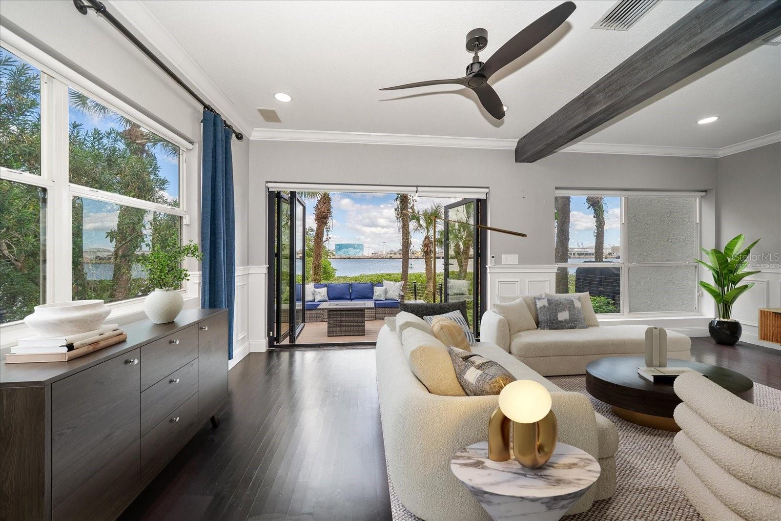 HARBOR HOMES PH ONE - Residential