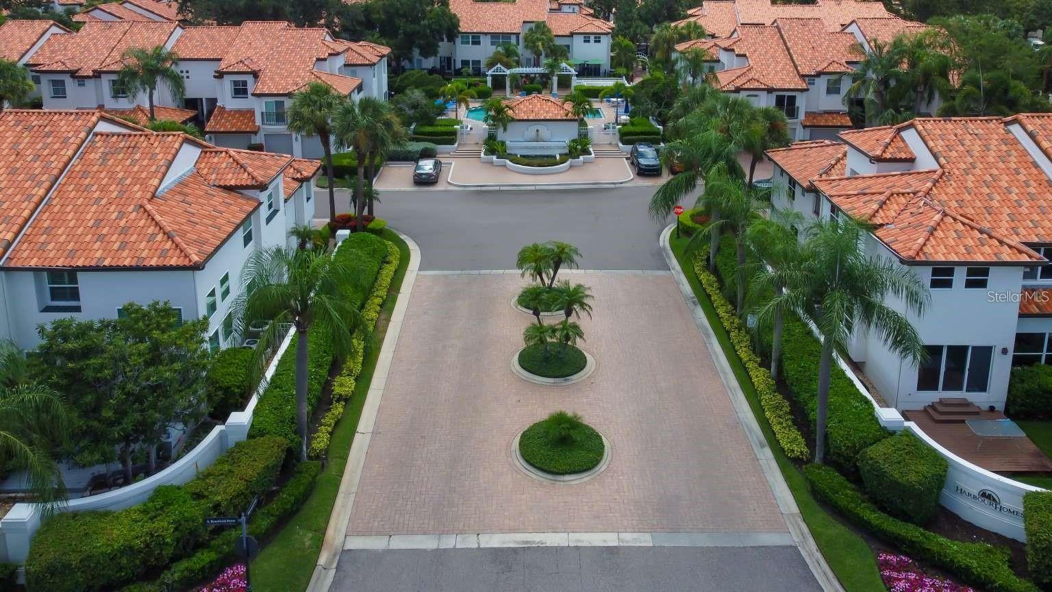 HARBOR HOMES PH ONE - Residential