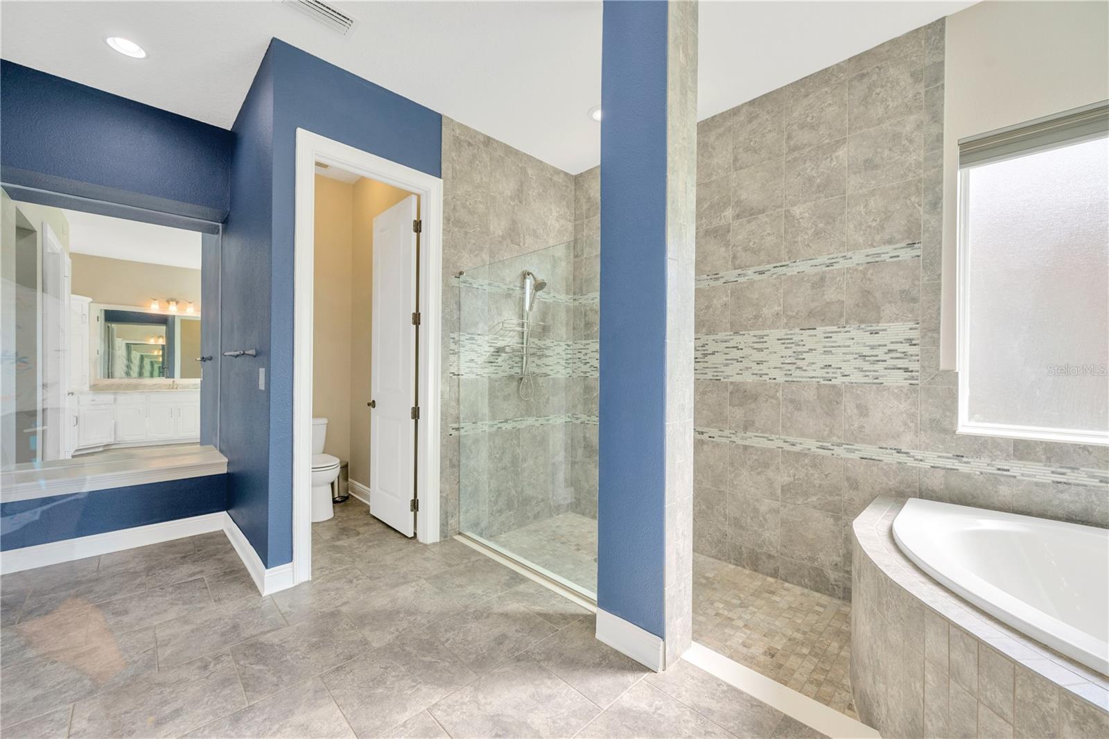 FISHHAWK RANCH WEST PH 1B/1C - Residential