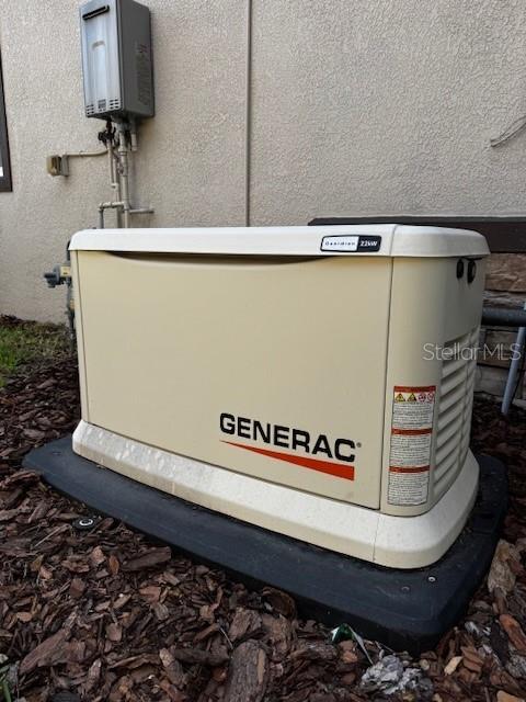 FISHHAWK RANCH WEST PH 1B/1C - Residential