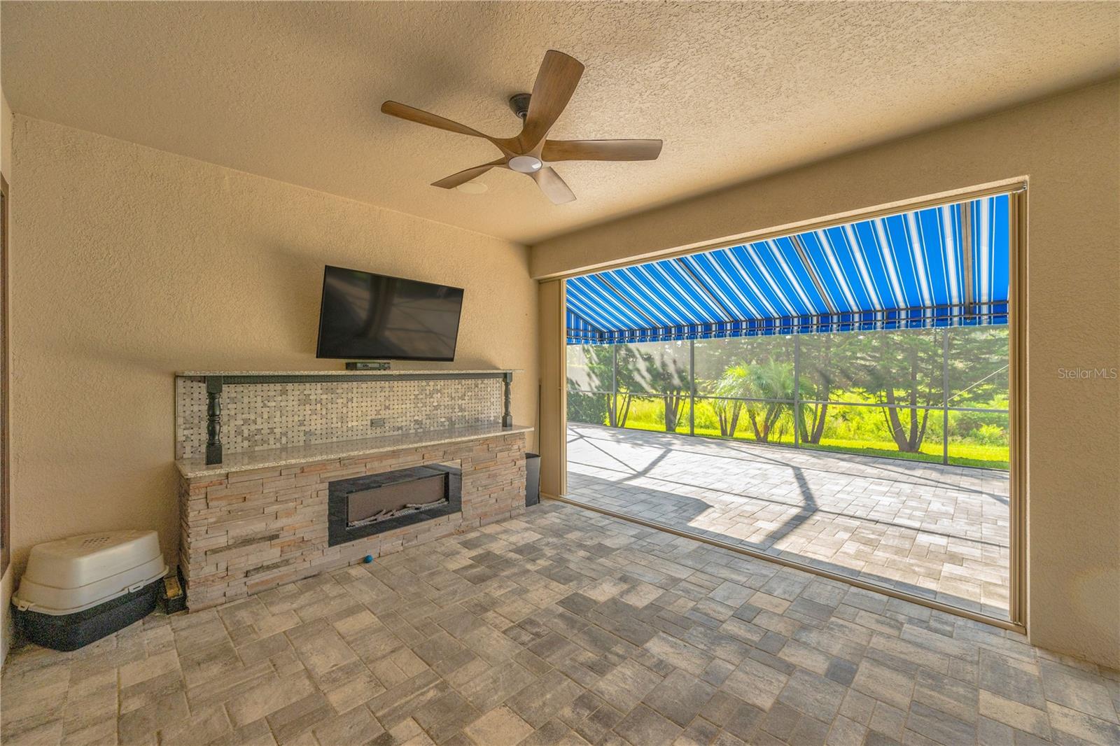 FISHHAWK RANCH WEST PH 1B/1C - Residential