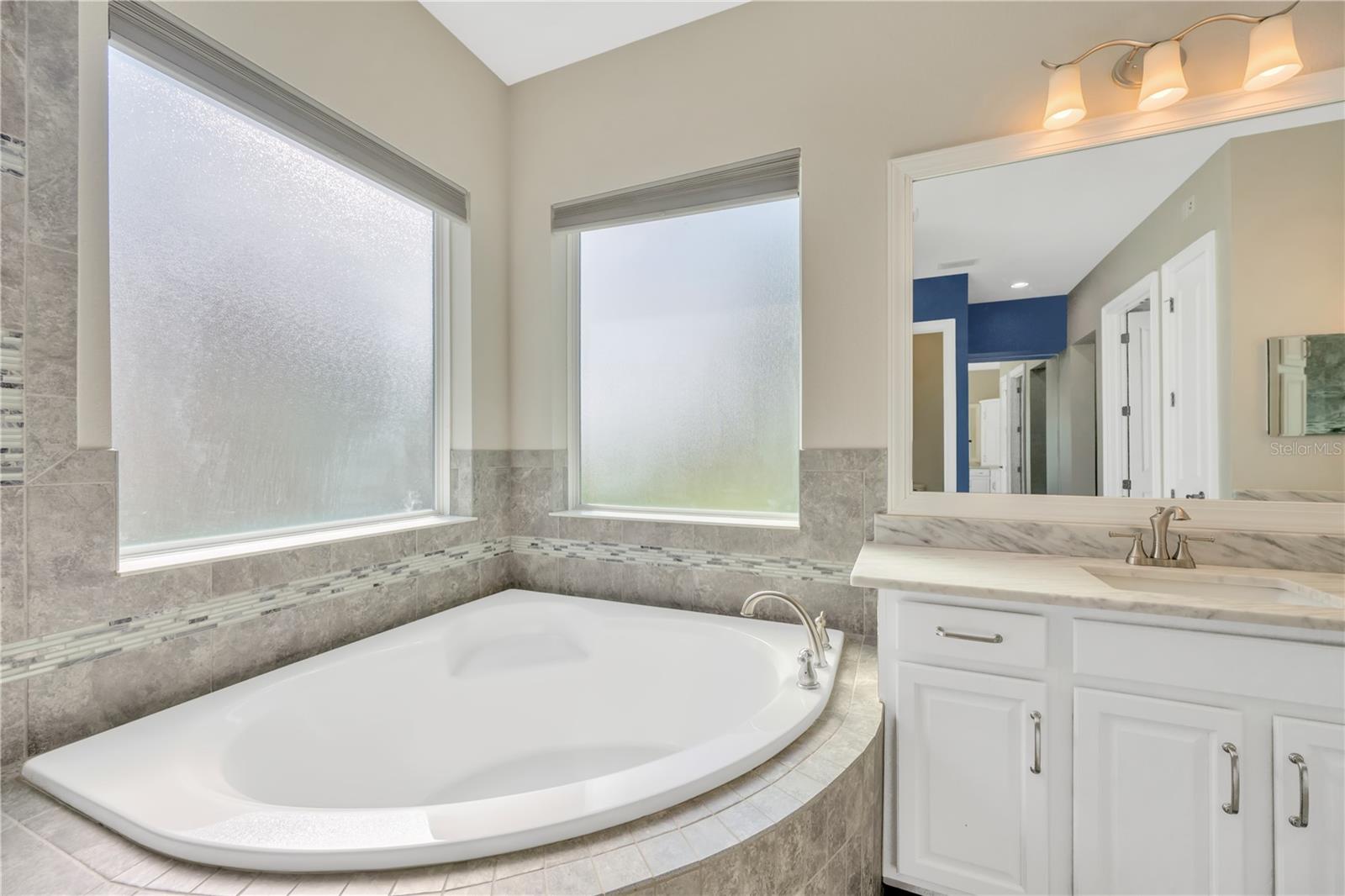 FISHHAWK RANCH WEST PH 1B/1C - Residential