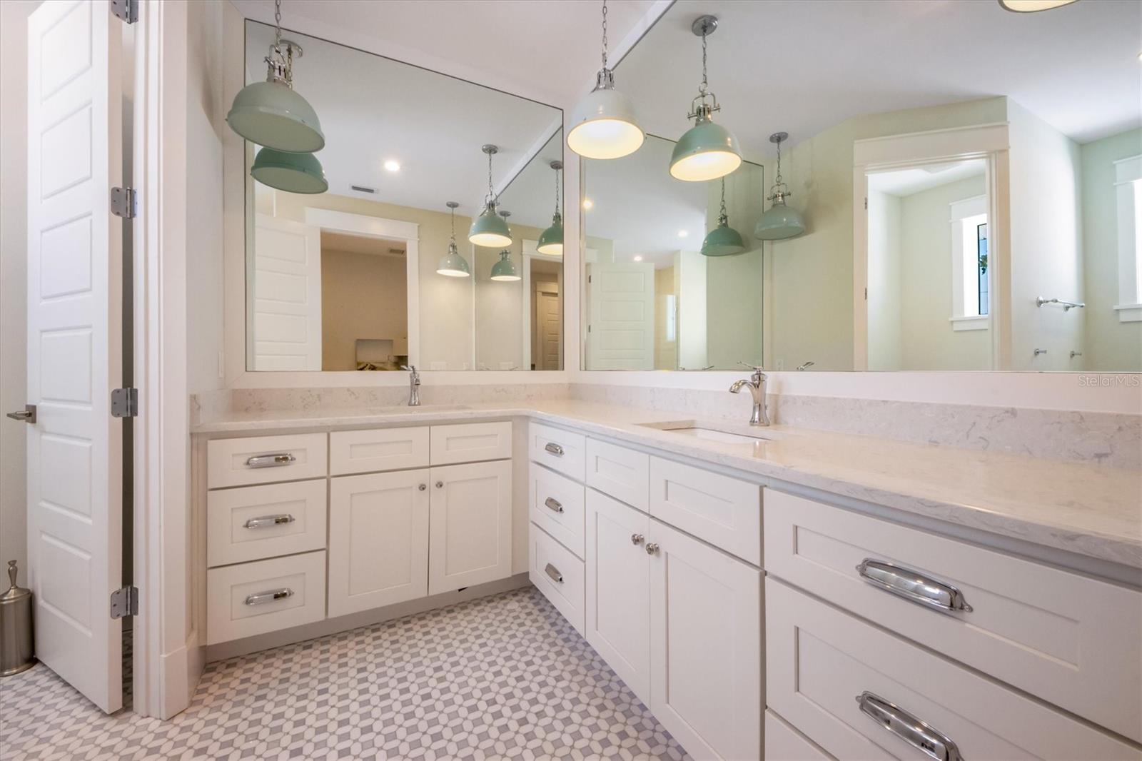 SHORE ACRES - Residential